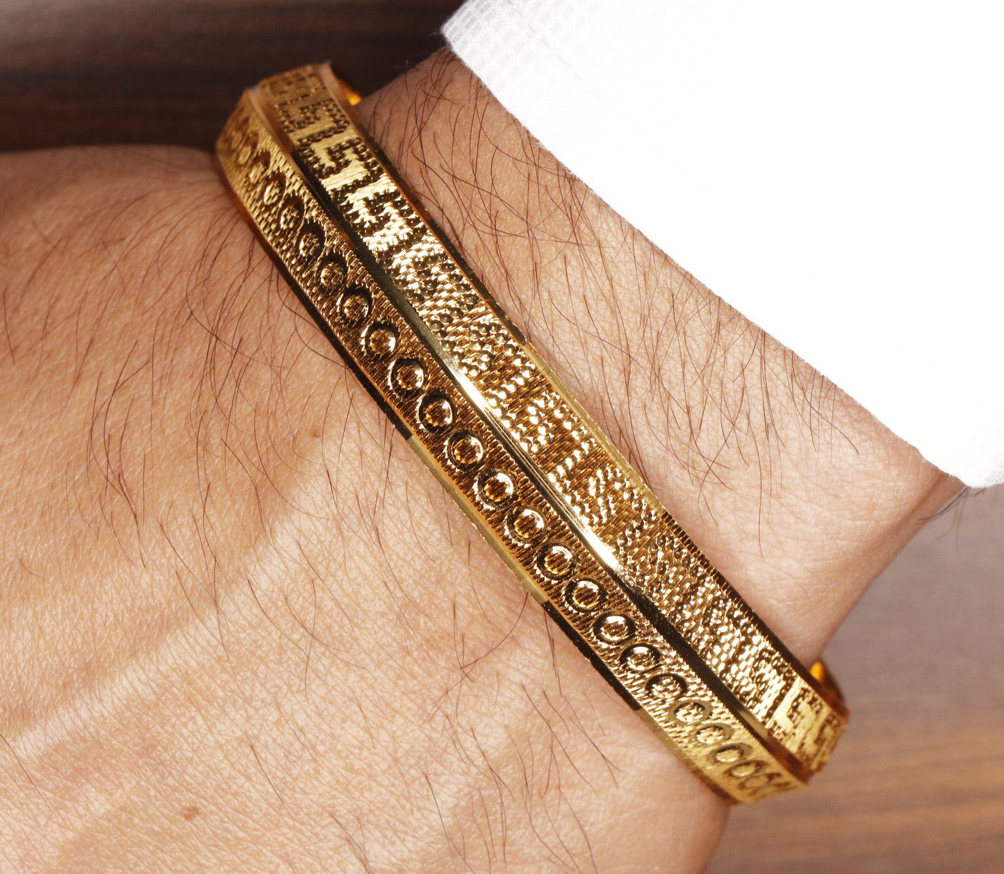 Gold Color Greek Meander Pattern Kada