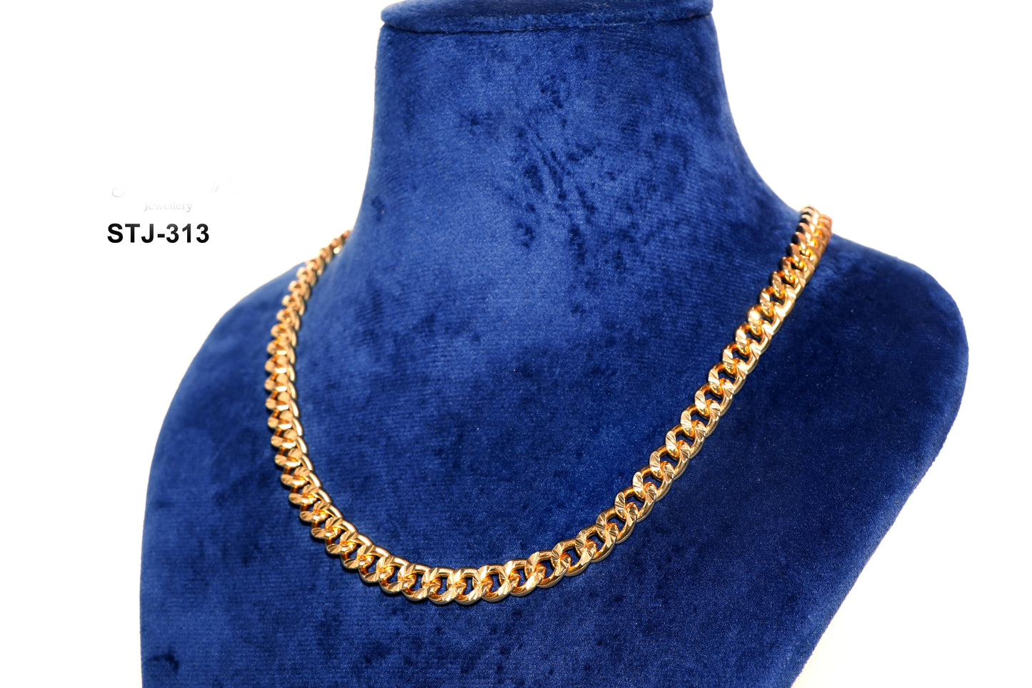 Men's Chain in Gold Finish - Durable and Stylish Men's Accessories for All Occasions
