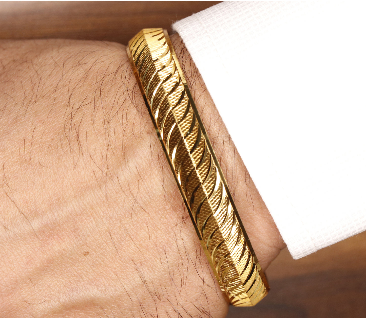 Gold Color Wave Pattern Kada