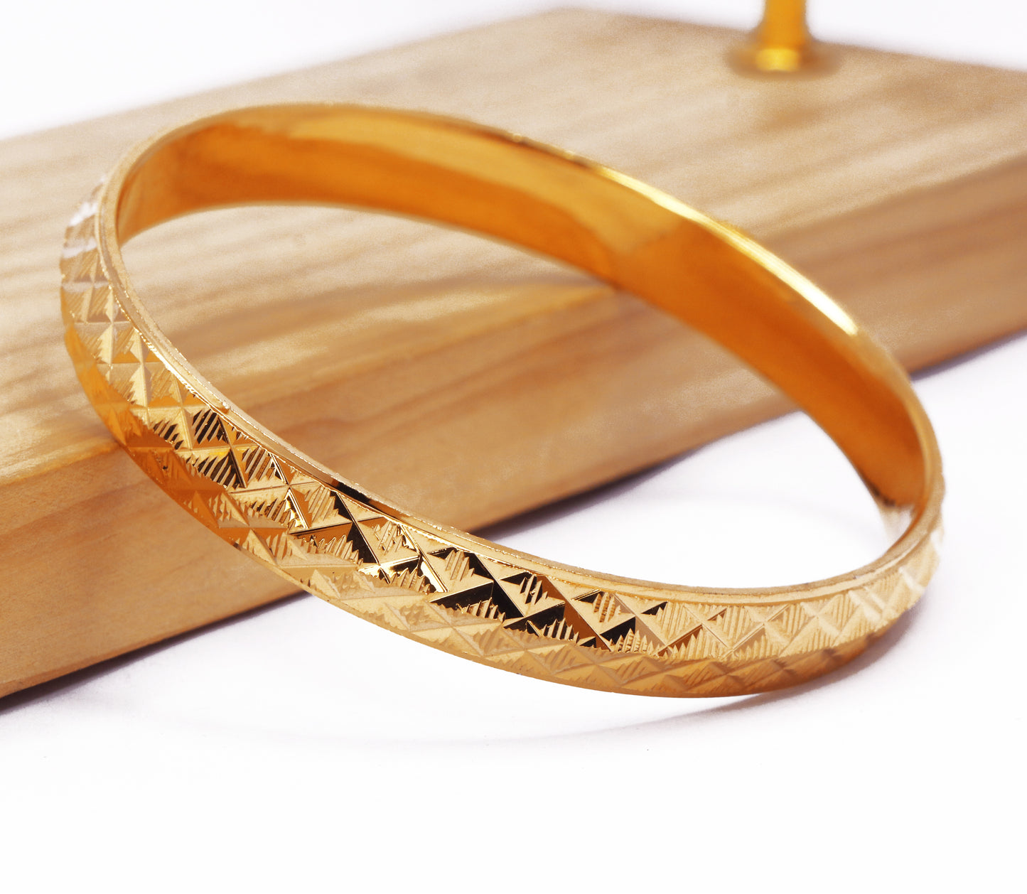 Gold Color X-Pattern Kada