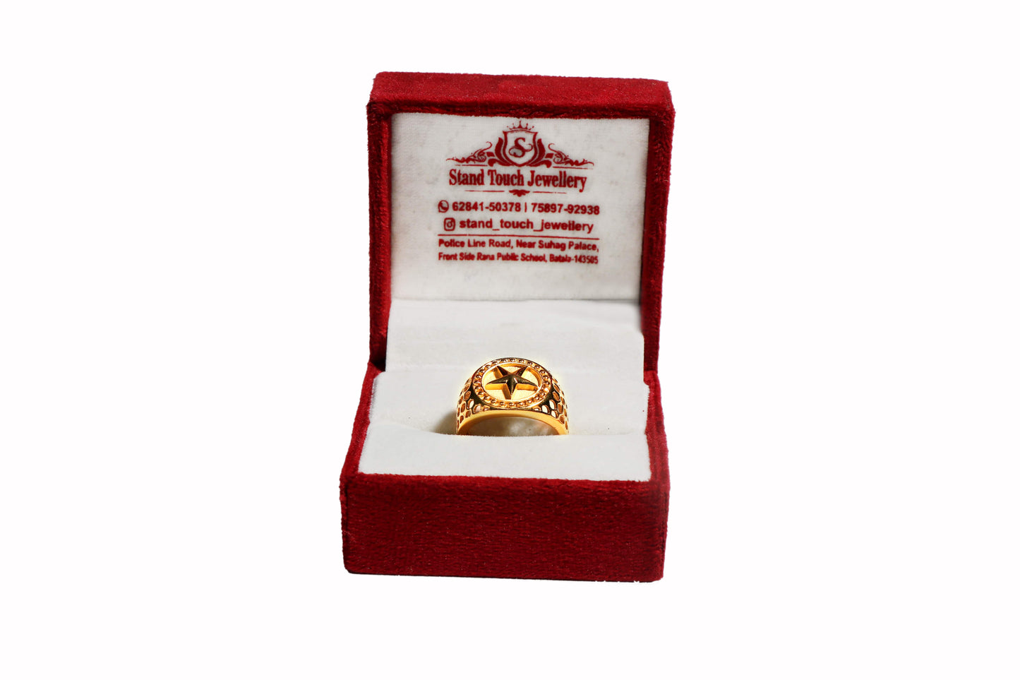 Gold Plated Men's Ring with Star Emblem and Mesh Design