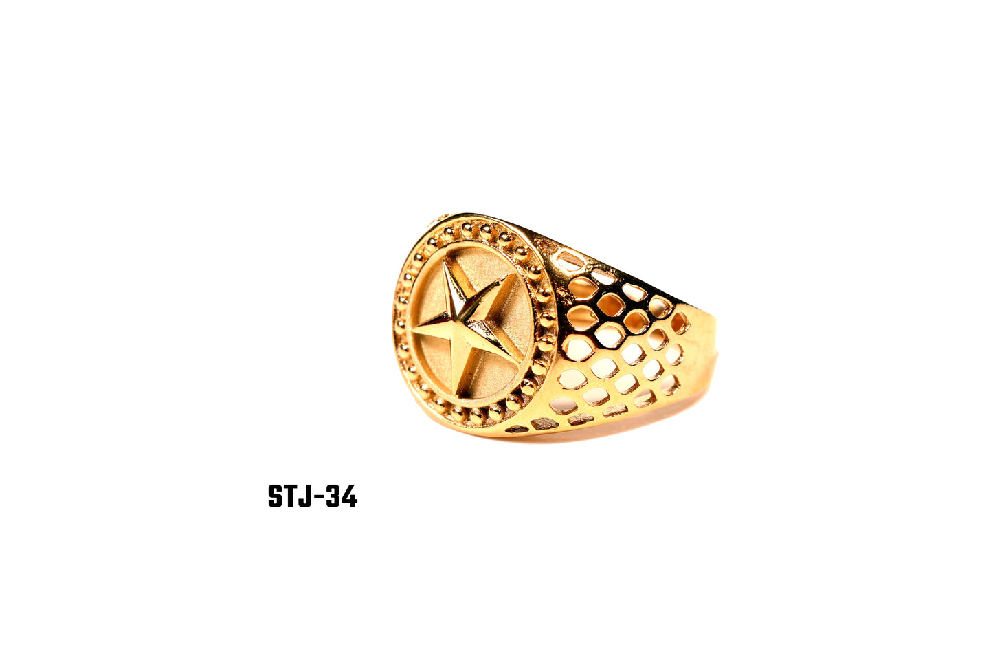 Gold Plated Men's Ring with Star Emblem and Mesh Design