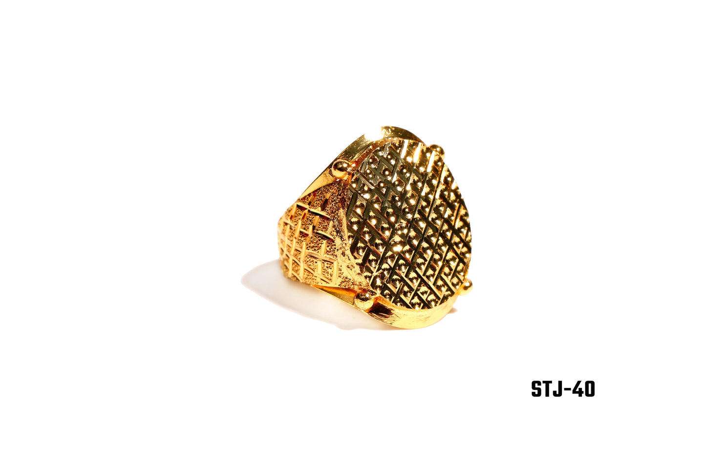 Men's Gold Plated Ring with Intricate Grid Pattern and Textured Details