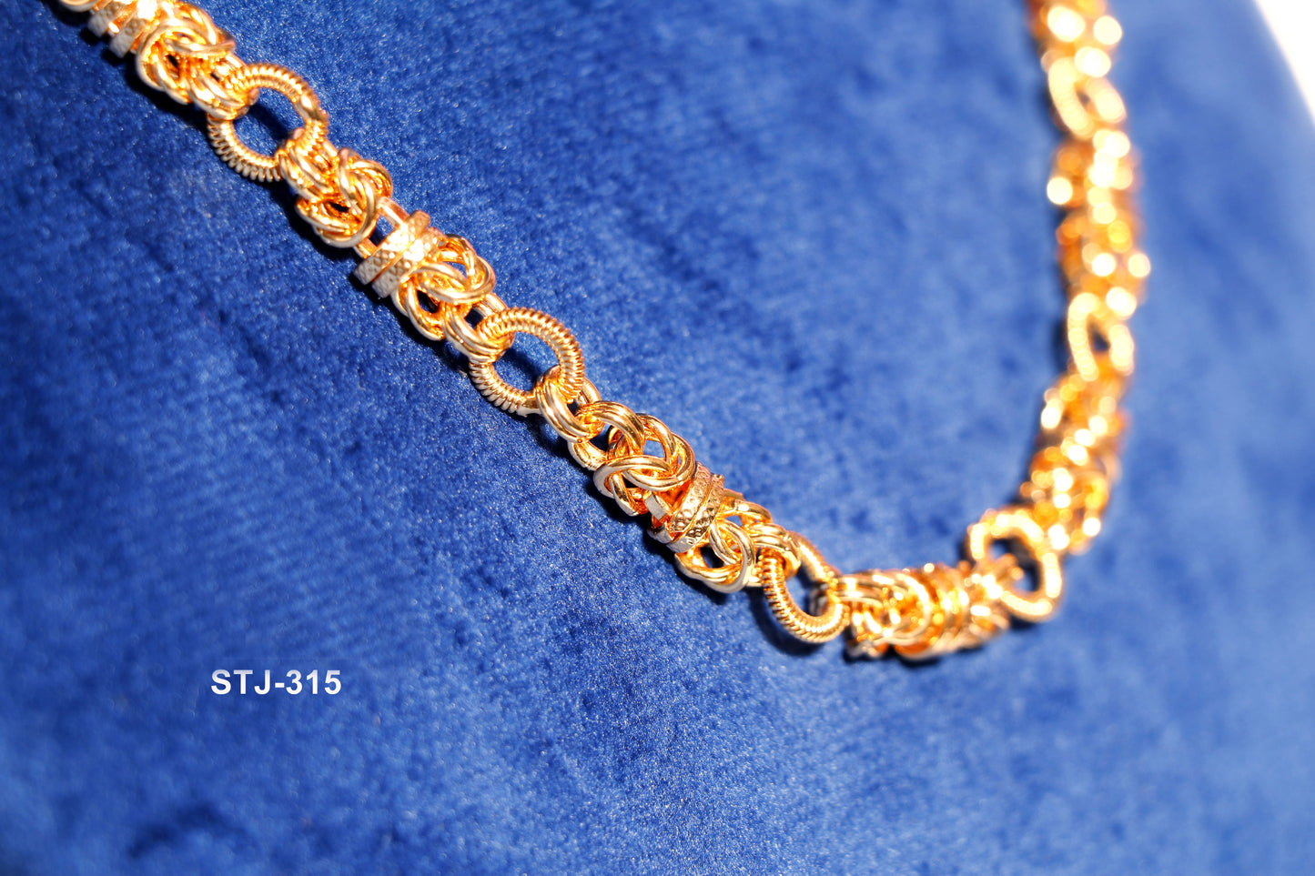 Statement Men's Chain in Gold Finish - Intricate Design Men's Accessories