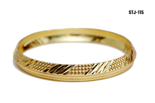 Gold Bangle with Engraved Pattern